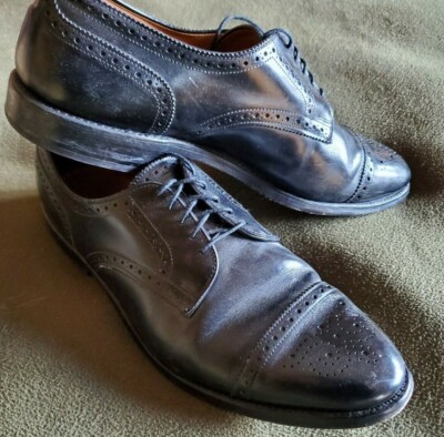 Allen edmonds Sanford black leather perforated cap toe oxfords ALLEN EDMONDS SANFORD Black Leather Captoe Oxford Dress  main image 3