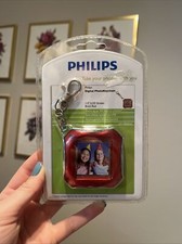Phillips Digital Photo Keychain Pocket 1.5  LCD 8 MB Rechargeable Vintage NWT