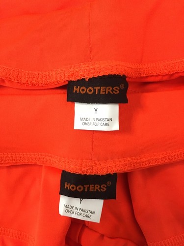 B91 New Hooters Girl Super Sexy Authentic Orange Uniform Shorts Crookd Tag Large - 第 3/10 張圖片