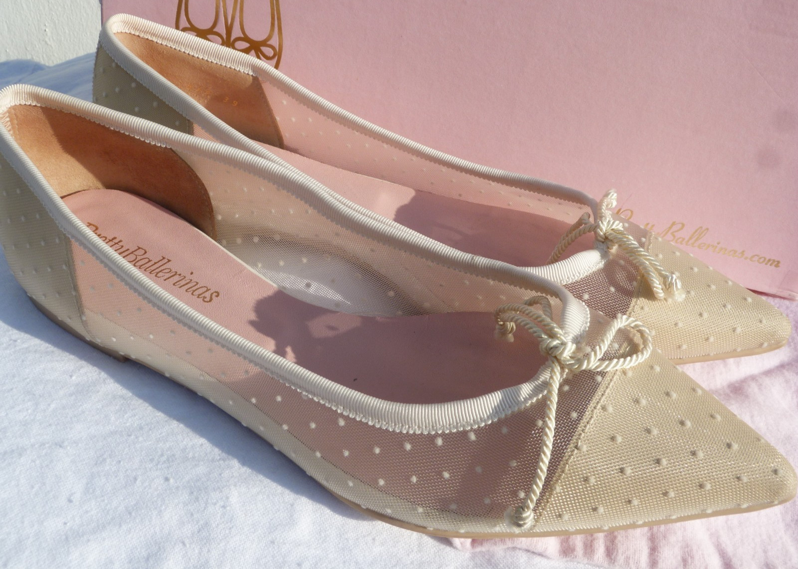 Pretty Ballerinas/ Women's beige ballerinas/ivory/lace/New/Wedding/£195