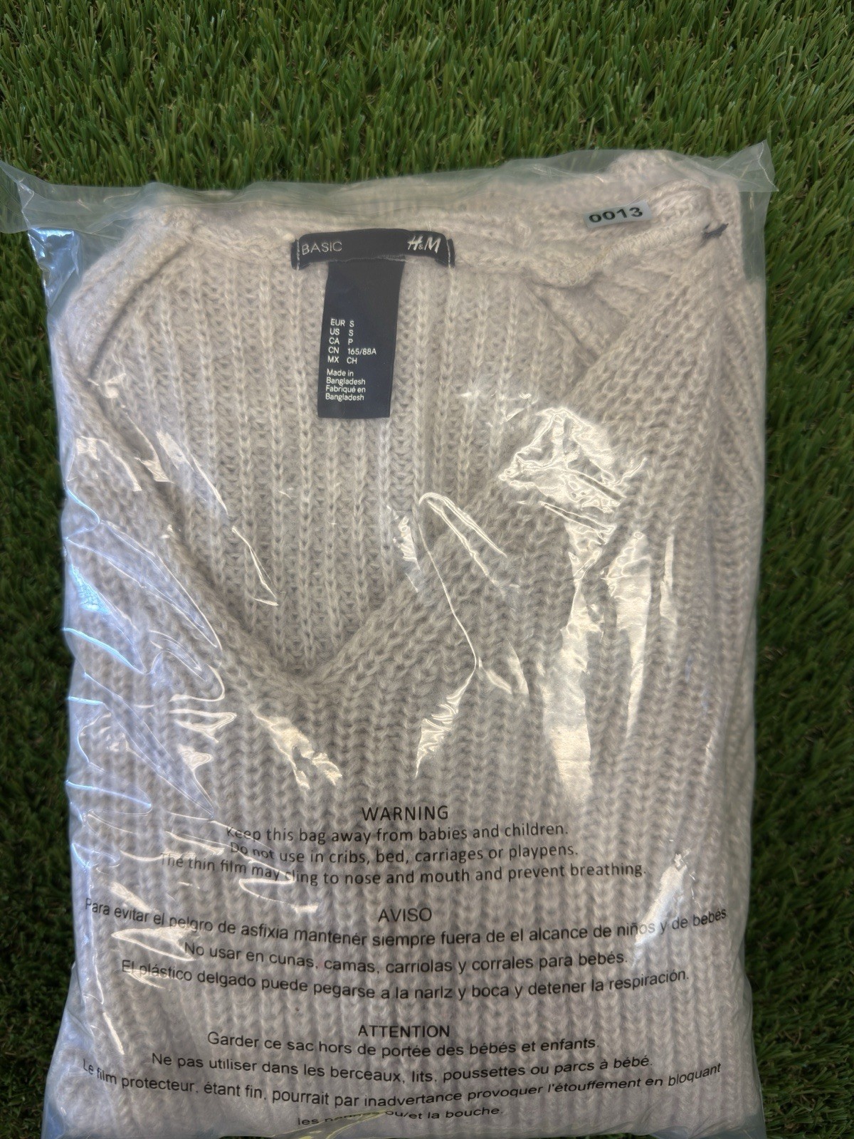 H&M Basic V-Neck Knit Sweater Womens Small Gray Long Sleeve Pullover thumbnail 13