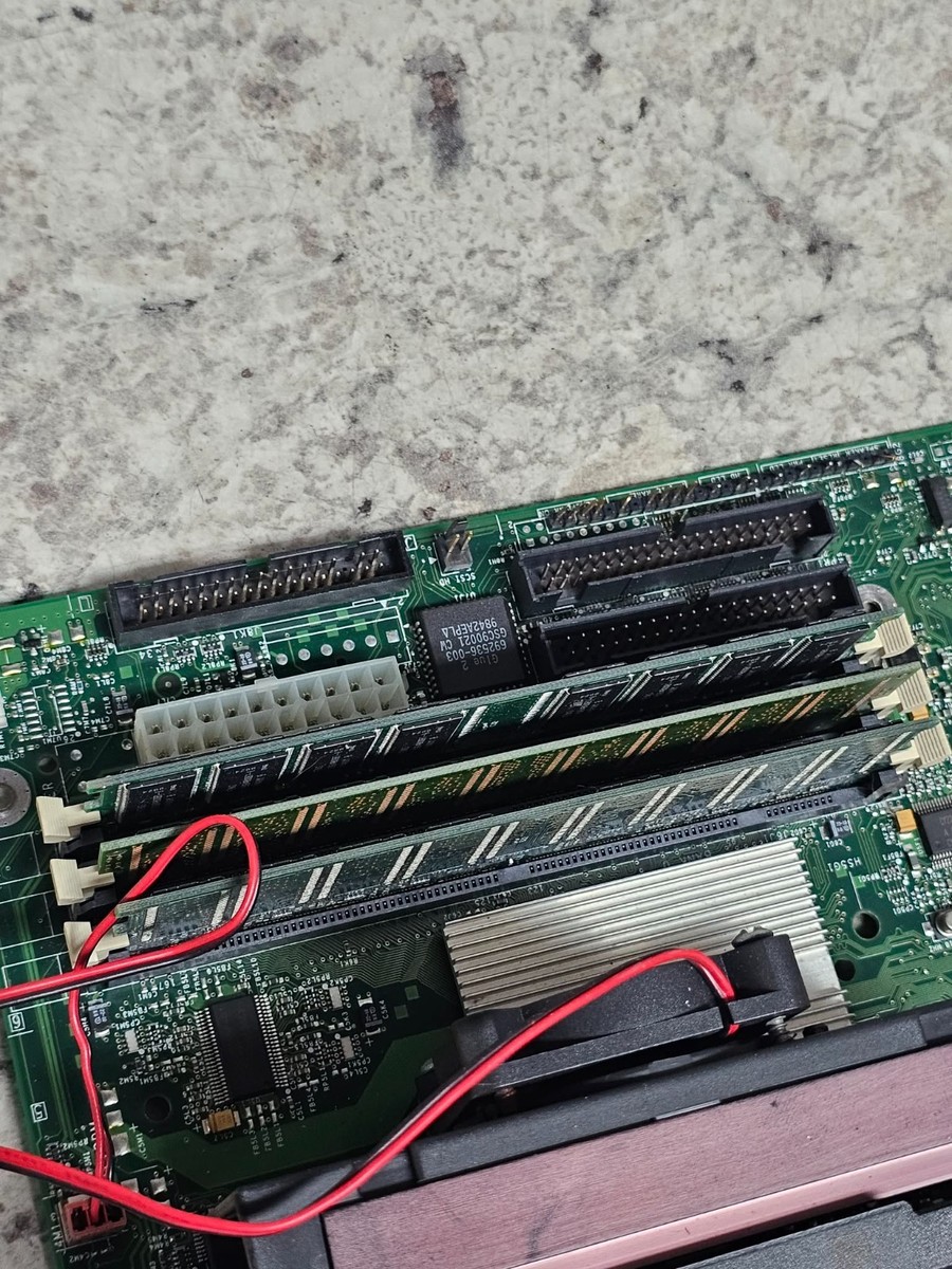 Rare Retro Clean Intel RC440BX Motherboard E139761 PCI ISA AGP USB