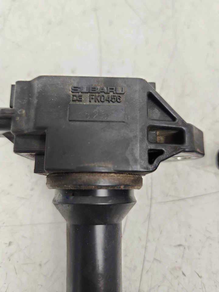 Juego de 4 enchufes de bobina de encendido Subaru Forester XT 2014-16 OEM P/N 22433AA691 Foto 2 de 4