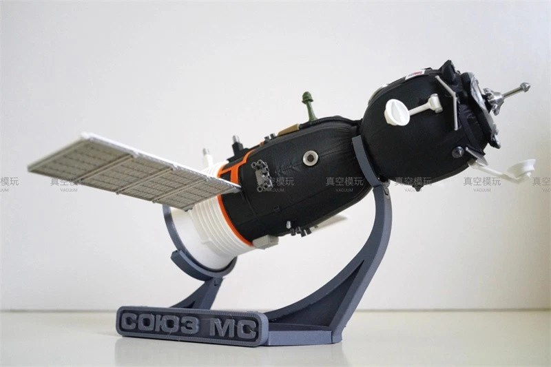 Russian Space Agency Soyuz MS Manned Spacecraft Model Finished Toy 1PC 1/48 1/72 - Image 3 of 4