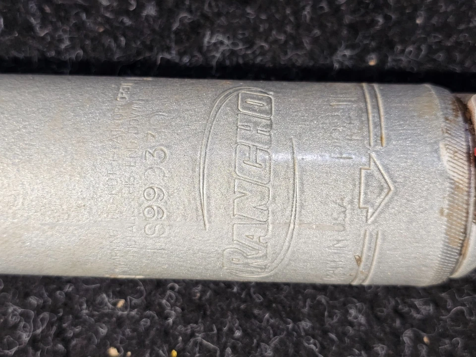 Amortiguador trasero Rancho RS999330 para Jeep Wrangler 2007-2017 elevación de .75-2.5" Foto 3 de 4