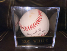 Roy White Autographed Baseball- Yankees World Series Champion '77, '78-# 6