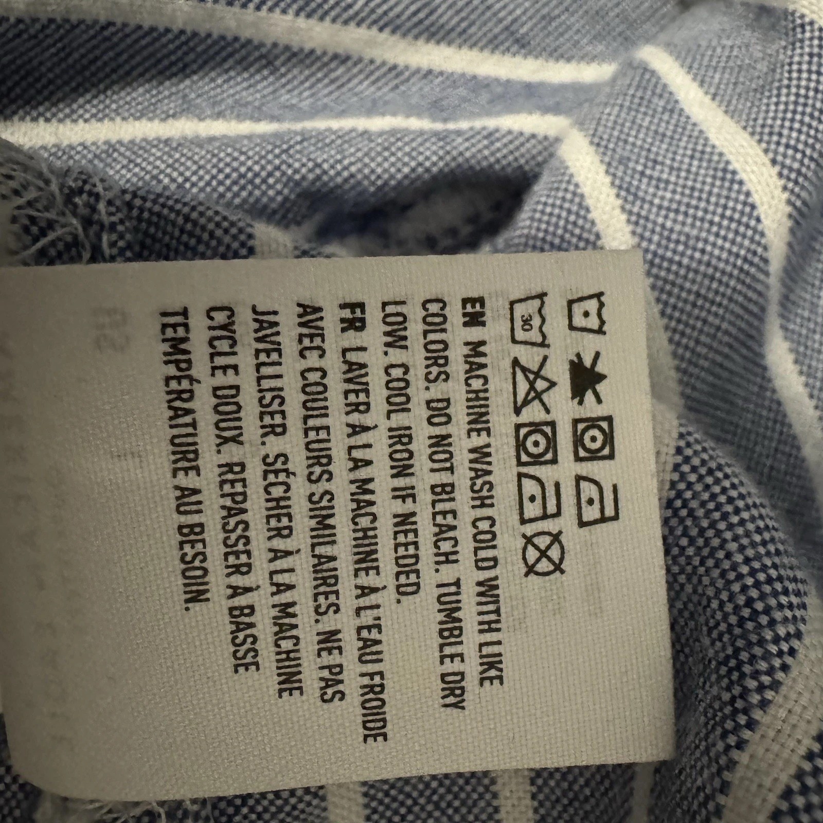 American Eagle Light Flannel Soft Button Down Men… - image 10