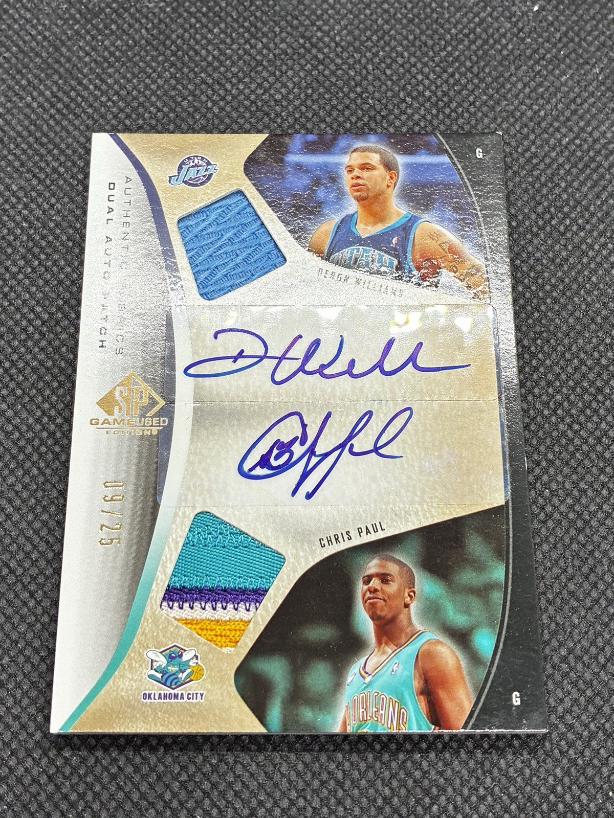 2006-07 SP Game Used Chris Paul Deron Williams /25 Patch Auto view 3