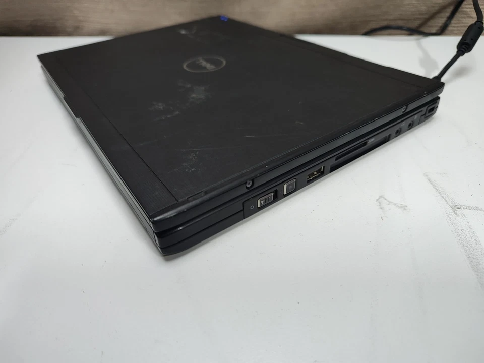 READ! Dell Latitude XT Laptop, Core2Duo, 2GB, 80GB, Spares or Repairs - Image 4 of 4