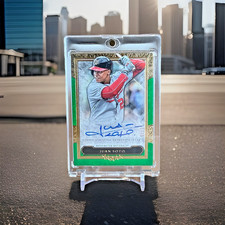 2020 Topps Five Star Juan Soto Green Auto /15 Bookend 15/15 – On-Card Omega