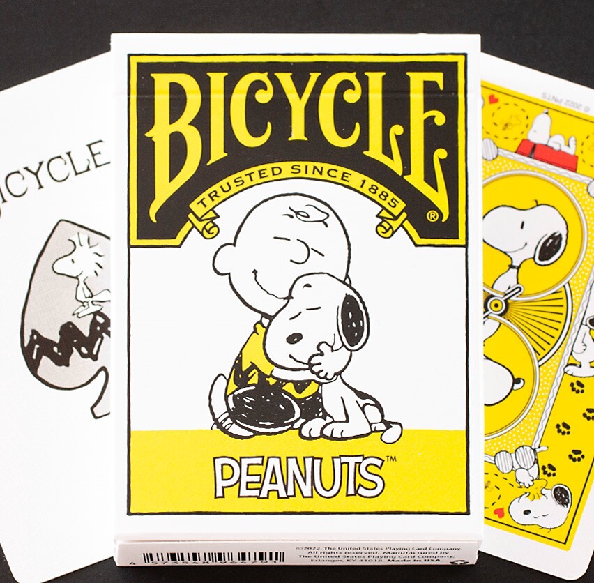 トランプ BICYCLE PEANUTS PLAYING CARDS Peanuts Bicycle Playing Cards