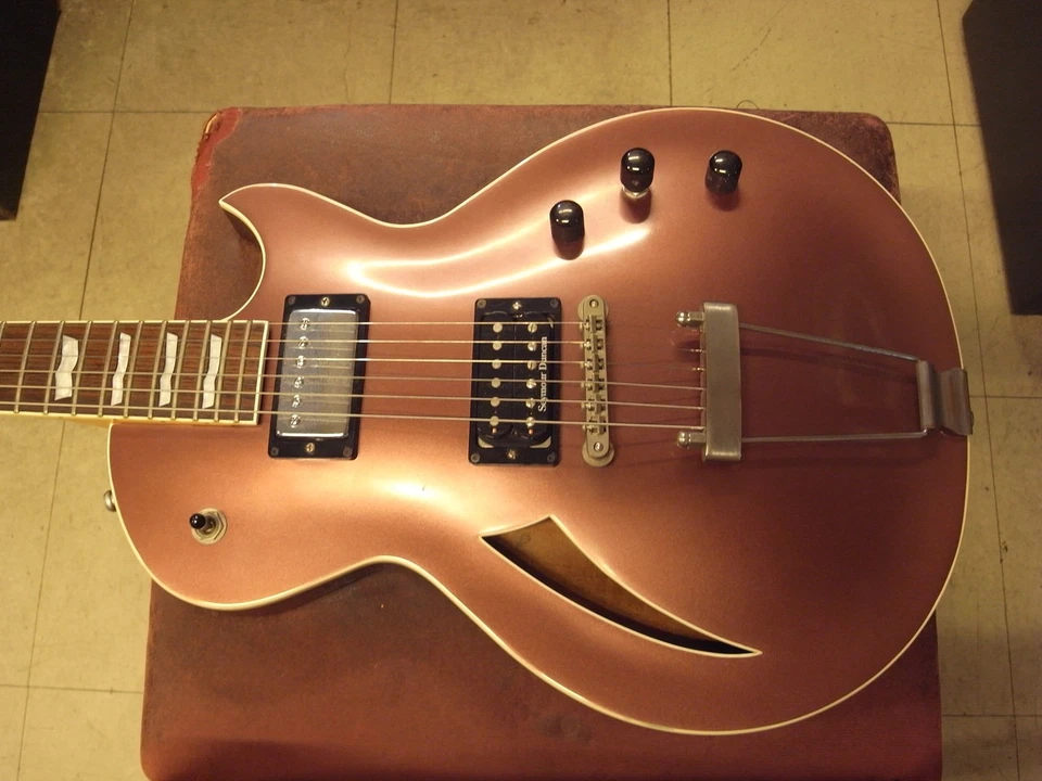 ESP Eclipse Semi Hollow Electric Gutiar [AUTH] - Bild 3 von 4