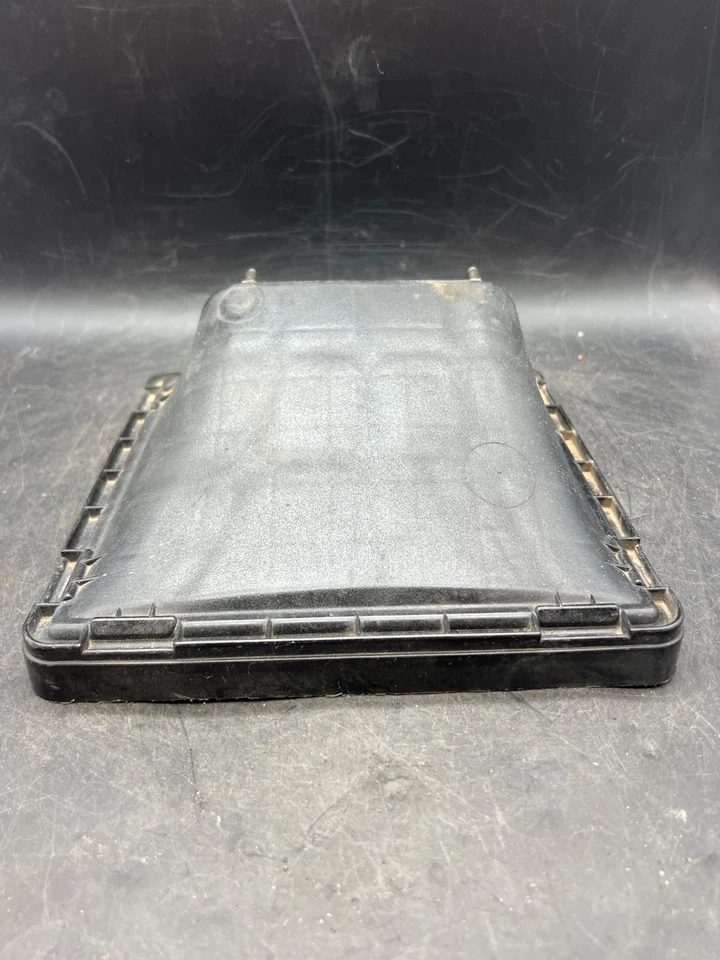 Cubierta limpiadora de admisión de aire caja de aire original Mitsubishi Mighty Max Dodge D50 Ram 1987-1996 Foto 4 de 4