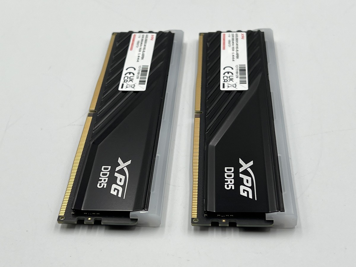 XPG LANCER BLADE RGB 32GB (2x16GB) DDR5 RAM AX5U5600C4616G