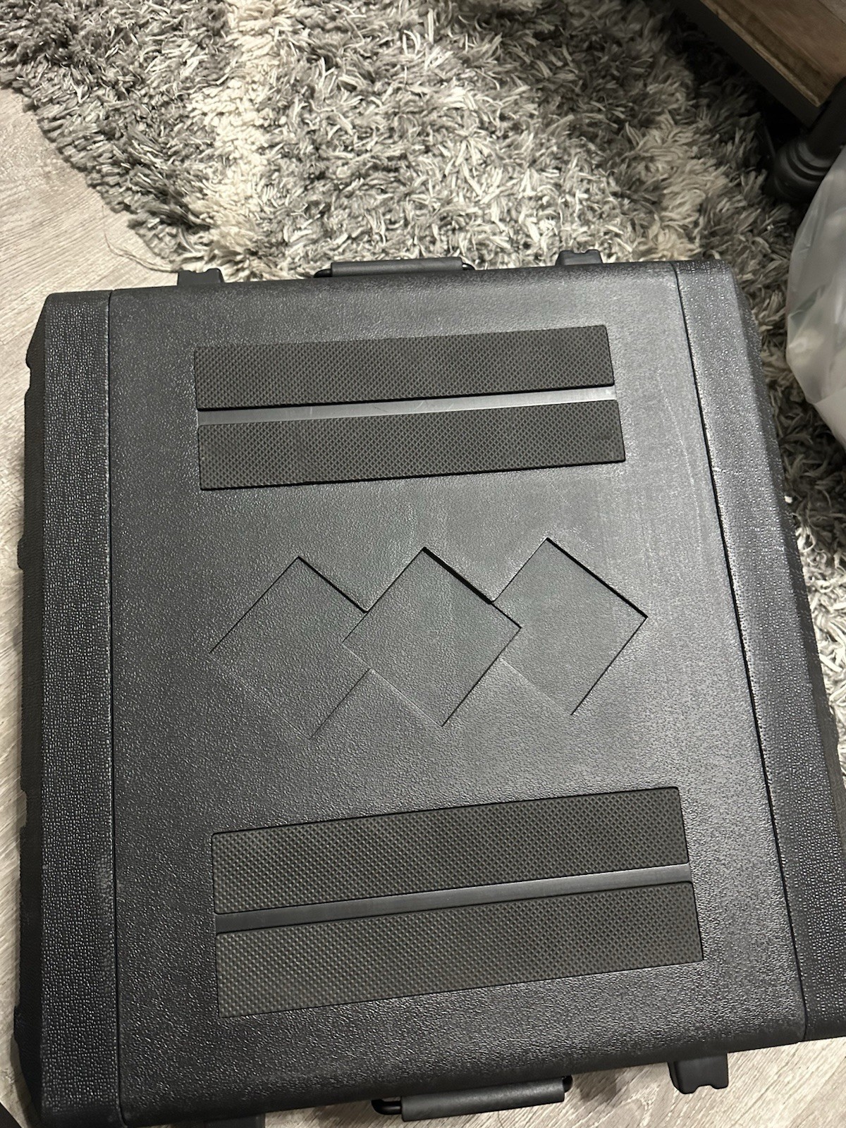 Picture 3 of 12