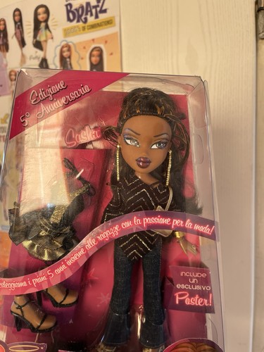 BRATZ SASHA STEP OUT GIG ITALIAN VARIANT RARE NEW NRFB DOLL 2005 BARBIE MGA 00’s - Bild 11 von 11