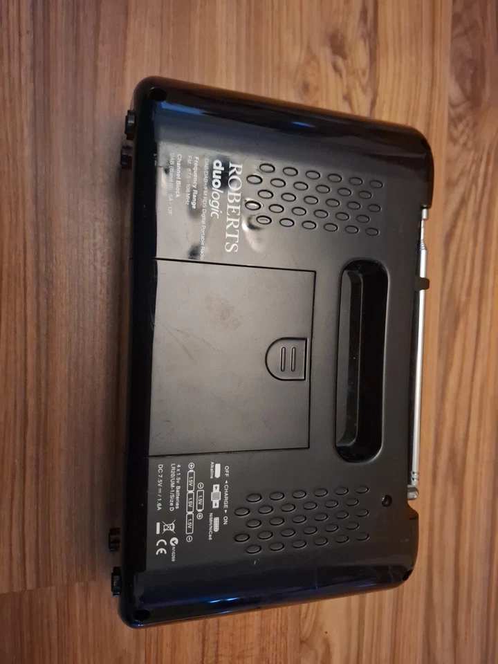 Roberts Duologic DAB FM RDS Digital Portable Radio Black 10–30% OFF – QUICK UK S - Image 3 of 4