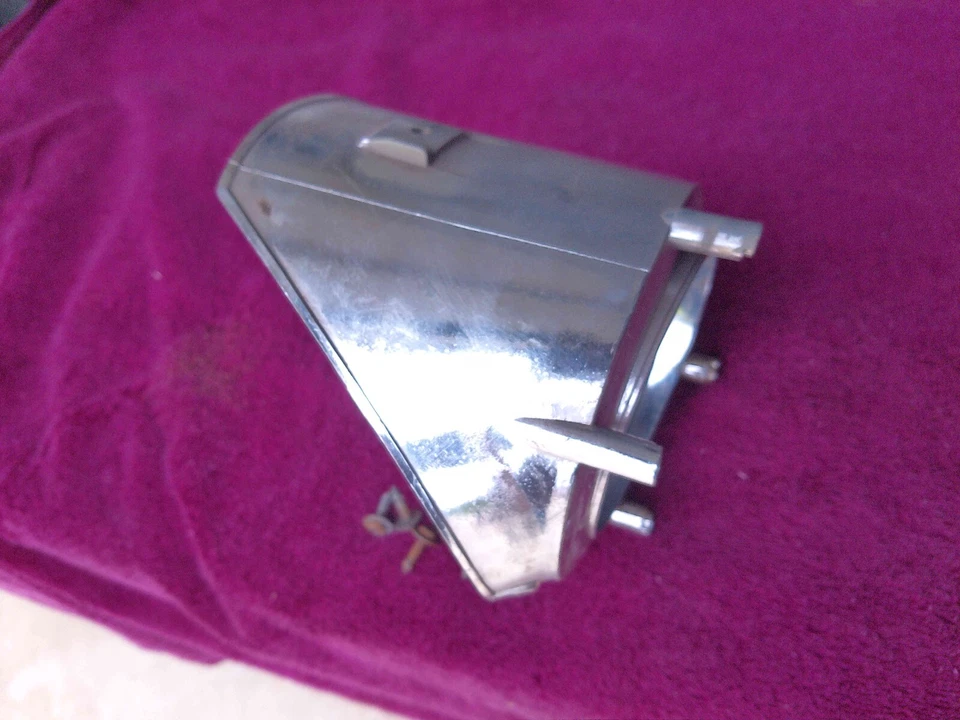 Velocímetro Oldsmobile Cutlass 1973 1974 1975 1976 bisel de plástico cromado 552733 Foto 2 de 4