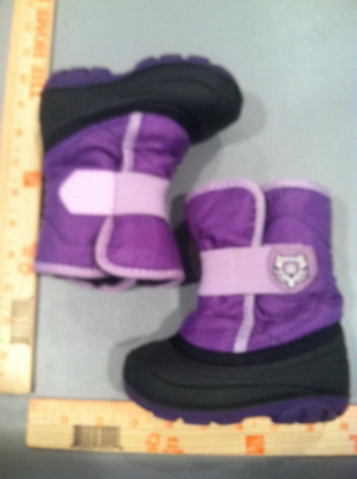 Kid's 5 Purple Kamik Boots - Image 4 of 4