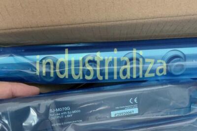1PCS New Keyence SJ-M070G Electro static eliminator