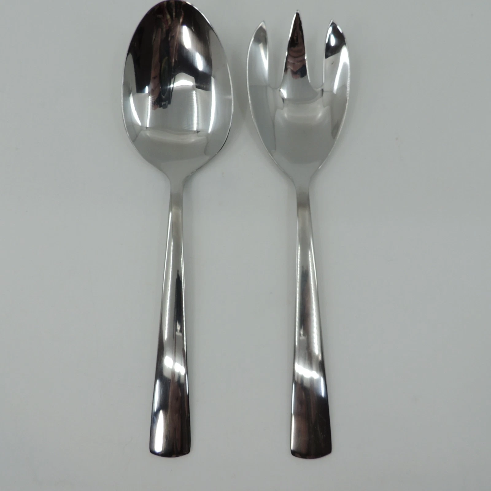 CHEFS TABLE by Oneida Stainless Salad Serving Spoon & Fork 9".