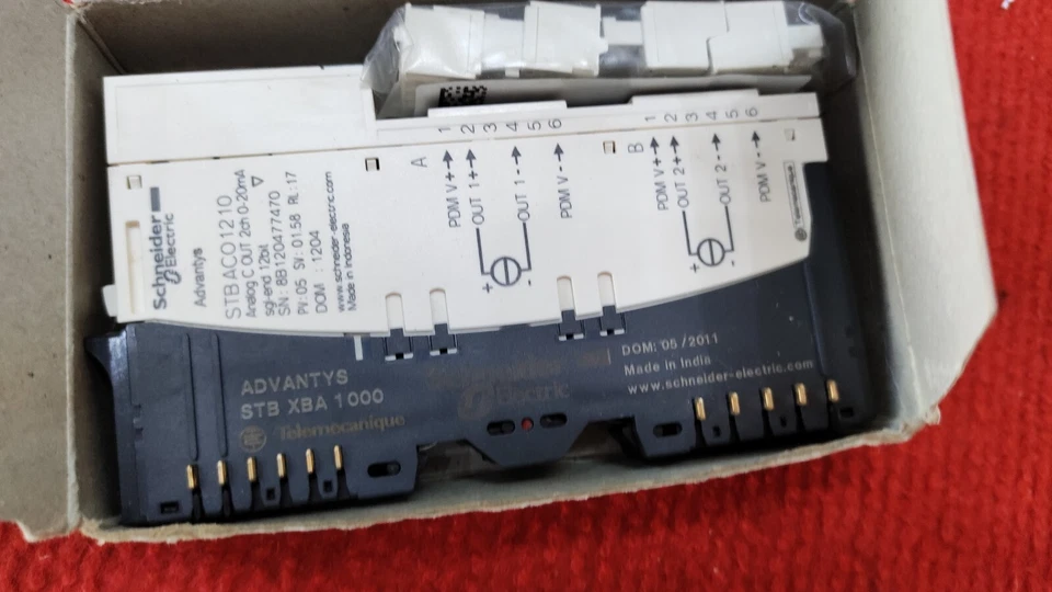 NOVO Schneider STBACO1210K SAÍDA ANALÓGICA C 2CH 0-20mA KIT - Imagem 4 de 4