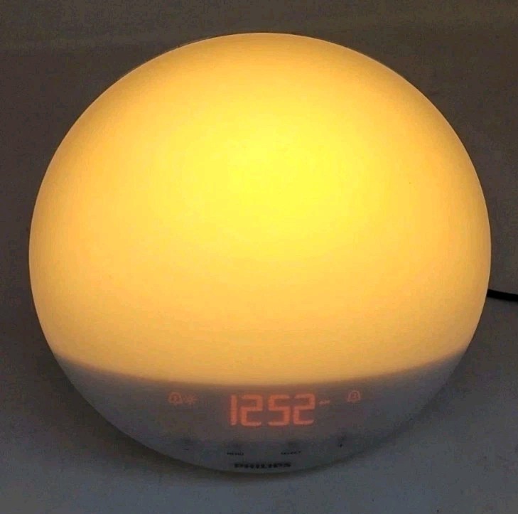 Philips SmartSleep Wake-up Light Alarm FM Radio Sunrise Sunset