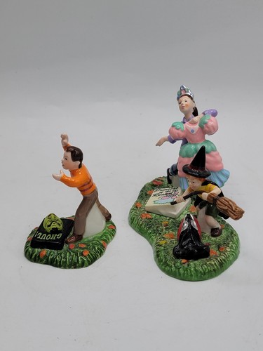 Department 56 Village Figurines Can't Wait For Halloween Vintage 2004 Set of 2 - Picture 2 of 11