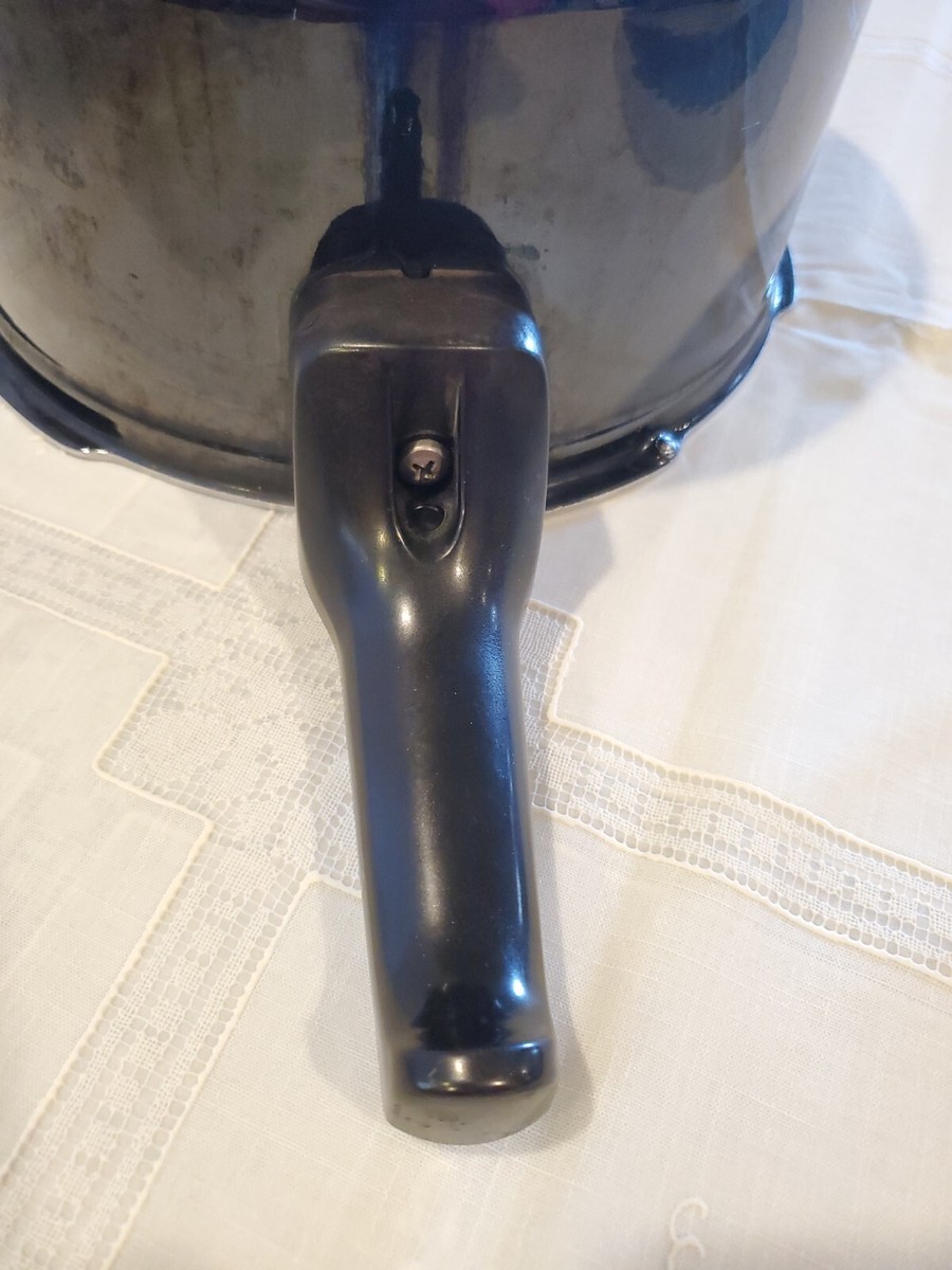 Silit Pressure Cooker Sicomatic-L 5 Qt Made in Germany Black Silit Pressure Cooker Sicomatic-L 5 Qt Made in Germany Black