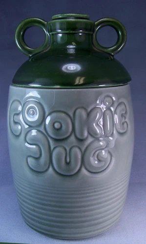 Vintage USA 1970s Stoneware McCoy LLC Cookie Jar #213 Green Cookie Jug