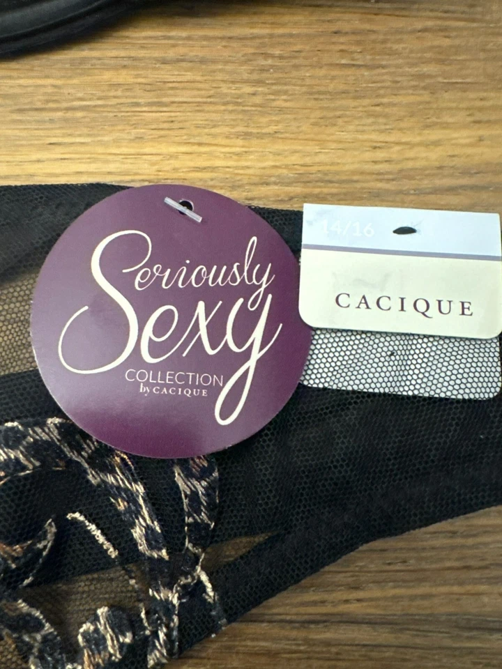 Sujetador de encaje negro Cacique 40D Tanga Panty 14/16 Conjunto de lencería de leopardo dorado Nuevo con etiquetas Foto 3 de 4