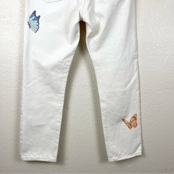 Levi’s 501 Original Fit Women's Straight Leg Butterfly Print Jeans Size 28 x 28 image 7