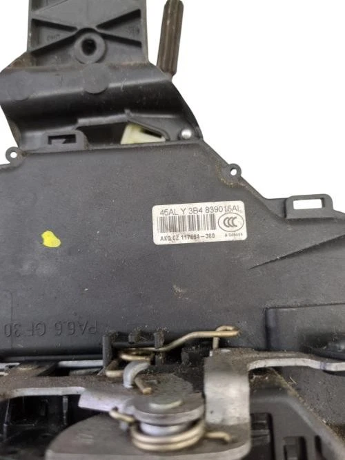 Serrure arriere gauche VOLKSWAGEN PASSAT 4 PHASE 2 3B4839015AL - Photo 3/4