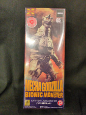 X-Plus Mechagodzilla 1974 Soft Vinyl kit Sofvi Figure Godzilla Store Exclusive