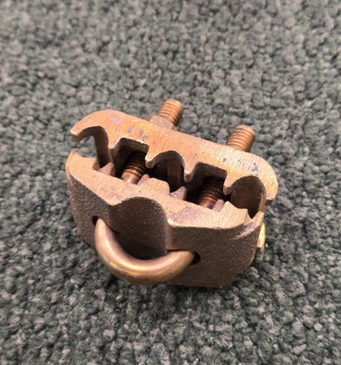 BURNDY GK6426: Grounding Clamp U-BOLT 5/8-3/4 Rod 4SOL-2/0 STR 3/8 IPS