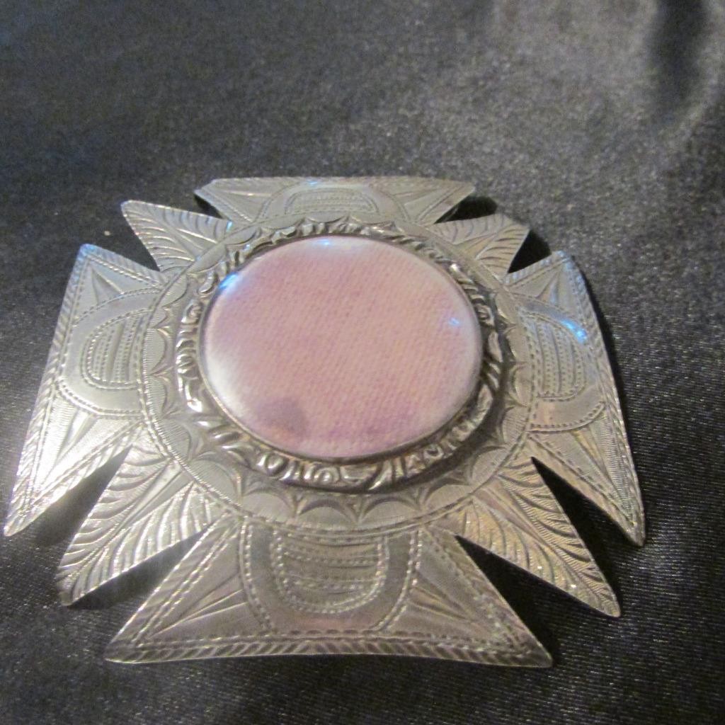 Stunning Victorian Rare Large Solid Silver Maltse… - image 1
