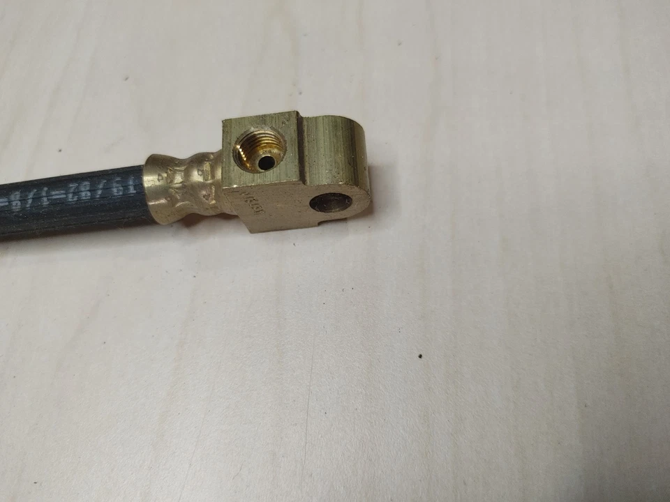 Manguera hidráulica de freno EIS 5355859 1976-1980 Jeep CJ5 CJ7 Foto 3 de 4