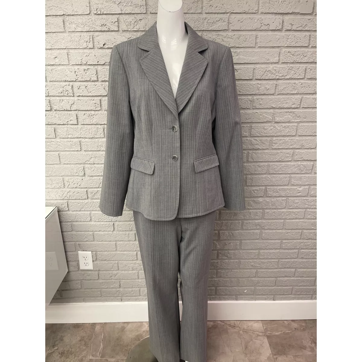 Alex marie best sale suit