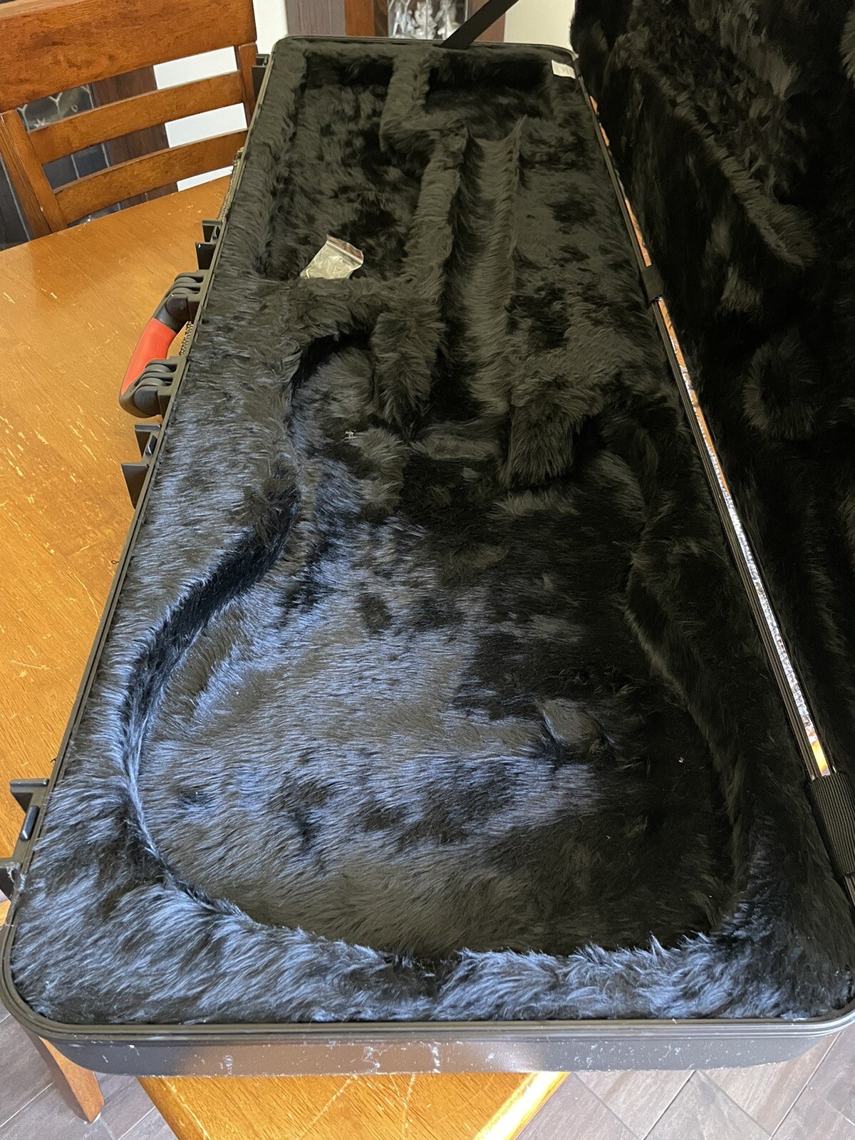 FENDER DELUXE MOLDED TSA BASS GUITAR CASE eBay