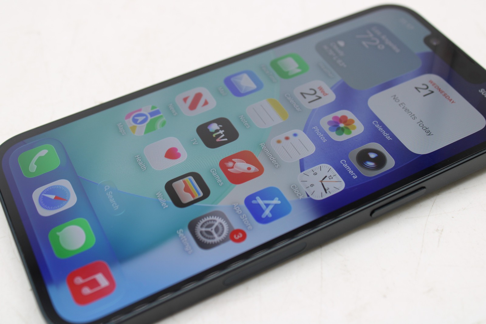 Apple iPhone 14 MPUA3LL/A - iOS 26.5.2, 128GB, 100% Battery - SEE DESC ...
