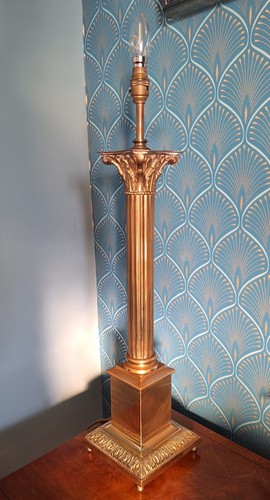 Atemberaubende große antike Säule korinthisch Messing Tisch, Stehlampe & Schirm H94cm - Bild 6 von 8
