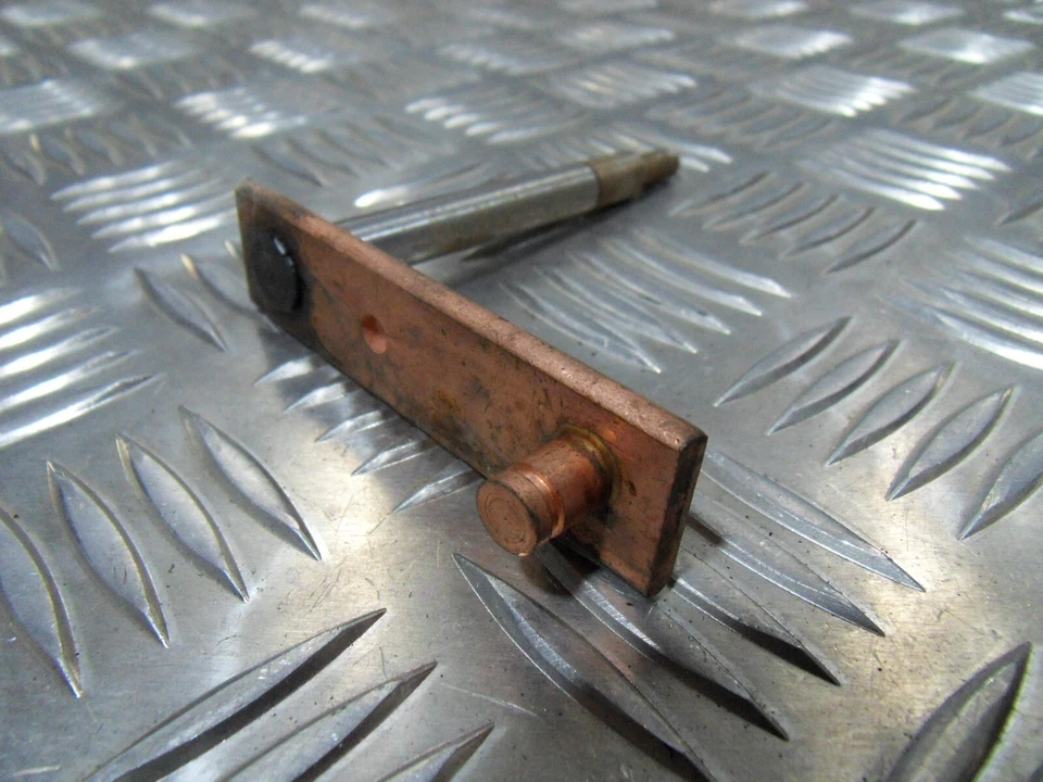 Genuine AC Delco Classic Vauxhall Bedford Opel Distributor shaft arm NOS - Image 3 of 4