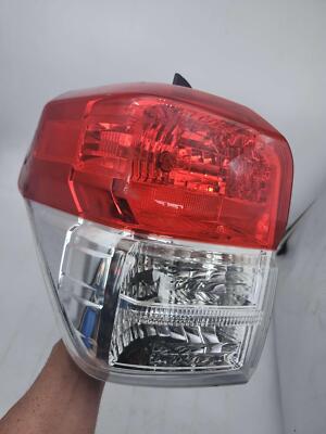 10 13 TOYOTA 4RUNNER Tail Light Assembly Left OEM D0125