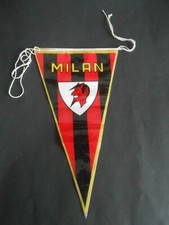 gagliardetto-MILAN A.C.-IN PLASTICA-ANNI 70-cm.16x26