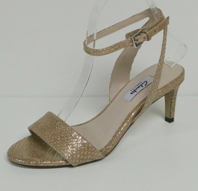 clarks champagne sandals