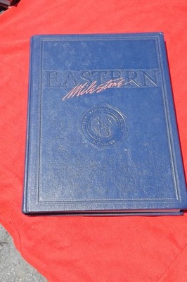 1988 MILESTONE  EASTERN KENTUCKY UNIVERSITY EKU  COLLEGE YEARBOOK YEAR BOOK