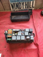 2003 SATURN VUE 3.0 Fuse Box Engine Fits 02-03 VUE  