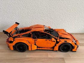 LEGO&reg; Technic Porsche 911 GT3 RS / Set 42056 | Used