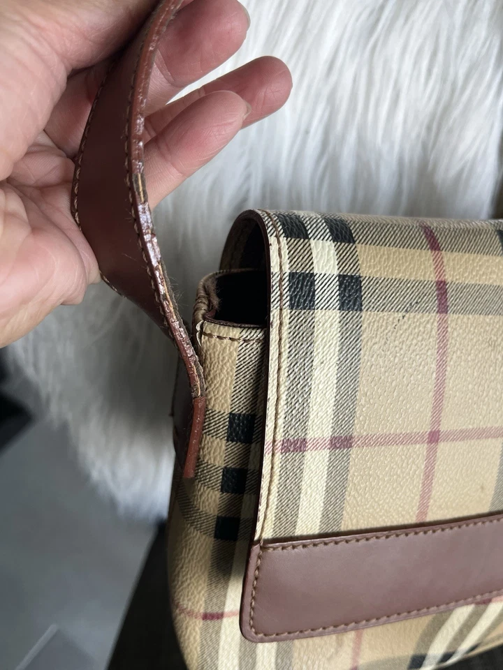 Bolso de hombro Burberry vintage a cuadros Foto 2 de 4
