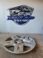 Wheel Cover Hubcap Classic Style Emblem In Grille 16 Fits 06-08 Malibu 2177409